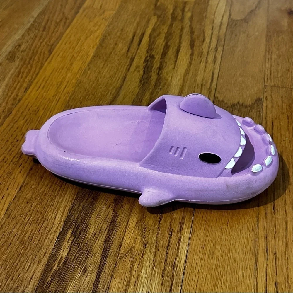 Purple Shark Slippers girls size 2-2.5